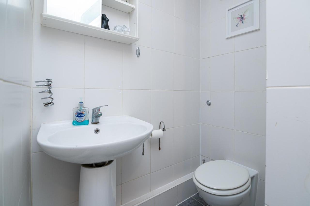 Charming Gem II 2Bd 2Ba Retreat Apartment London Luaran gambar