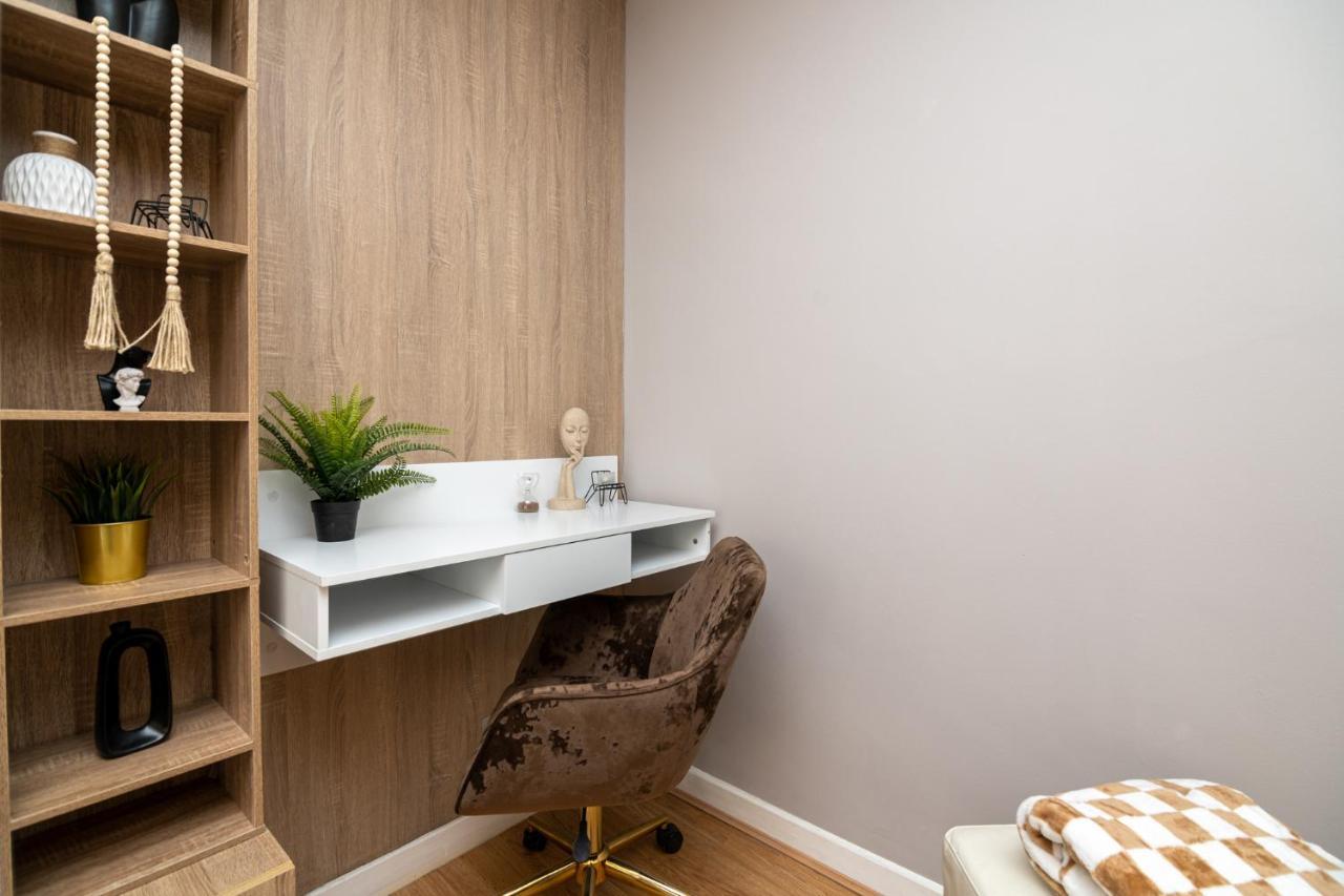 Charming Gem II 2Bd 2Ba Retreat Apartment London Luaran gambar